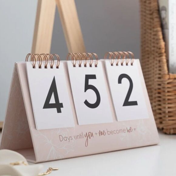 Miss To Mrs Box Engaged7 Needed‎ Items. NWT IN PACKAGE/BOX - Picture 4 of 10